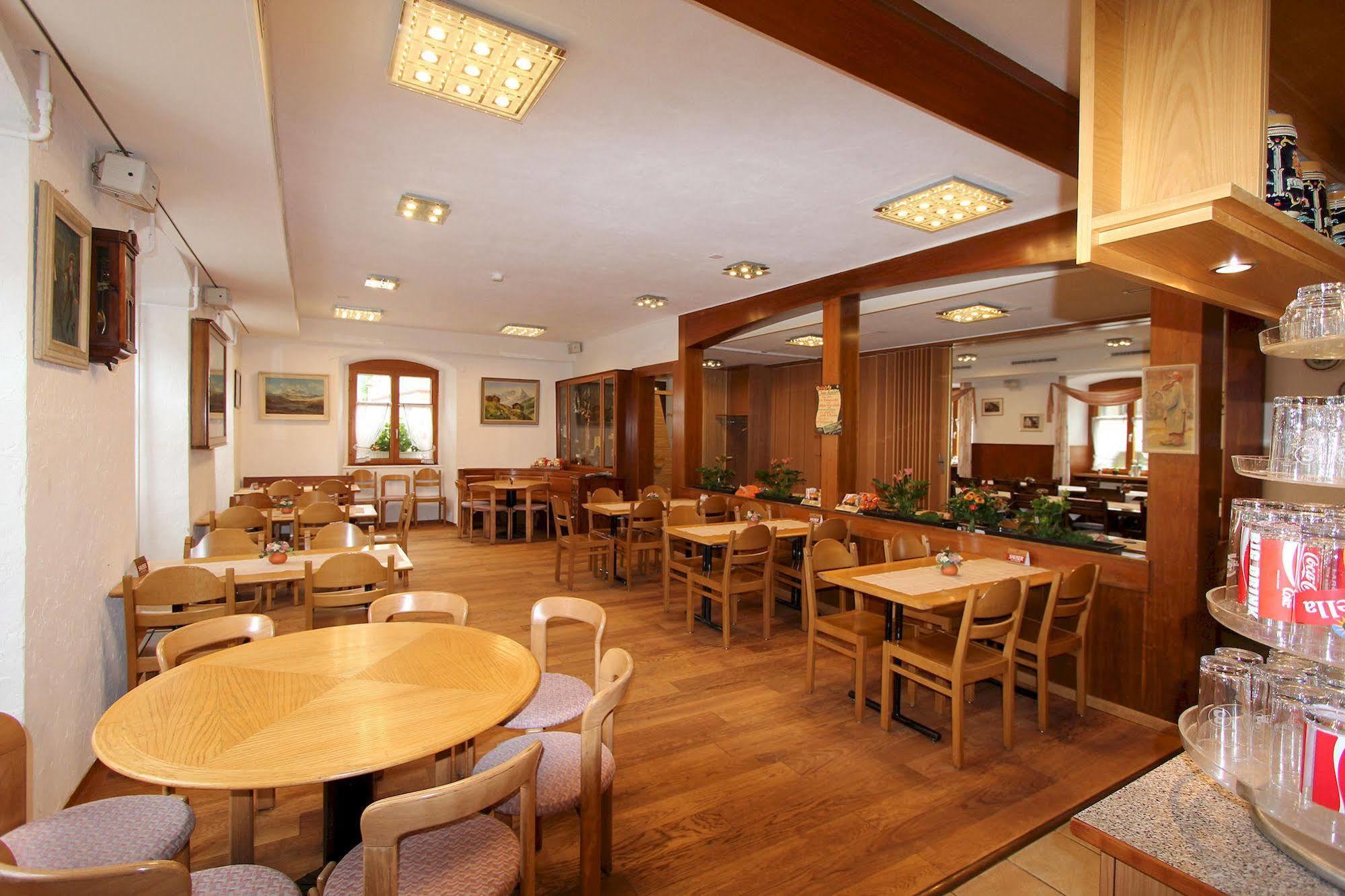 Frick Gasthof Adler מראה חיצוני תמונה